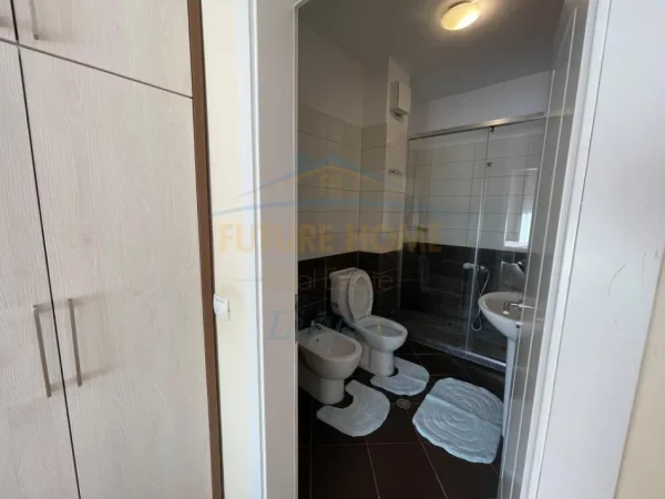 0683487469 Tirane, jepet me qera apartament 2+1 Kati 2, 108 m² 1.000 € (Prane Kopshtit Botanik)
