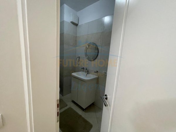0683487469 Tirane, jepet me qera apartament 2+1 Kati 2, 108 m² 1.000 € (Prane Kopshtit Botanik)