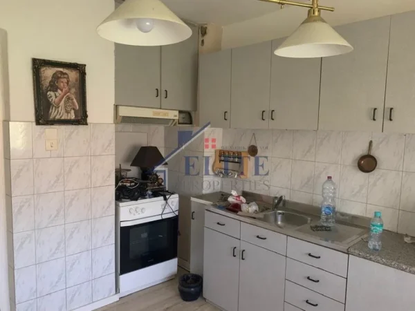 Tirane, shitet apartament 2+1+Ballkon Kati 4, 67 m² 160.000 € 