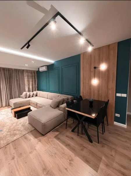 Tirane, shitet apartament 1+1+Ballkon Kati 4, 77 m² 180.000 € (Bulevardi i Ri)
