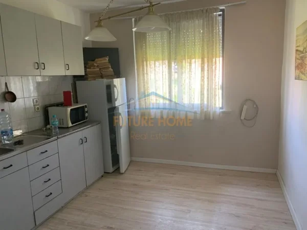 0683487469 Tirane, shitet apartament 2+1 Kati 4, 67 m² 165.000 € (Rruga Mine Peza)