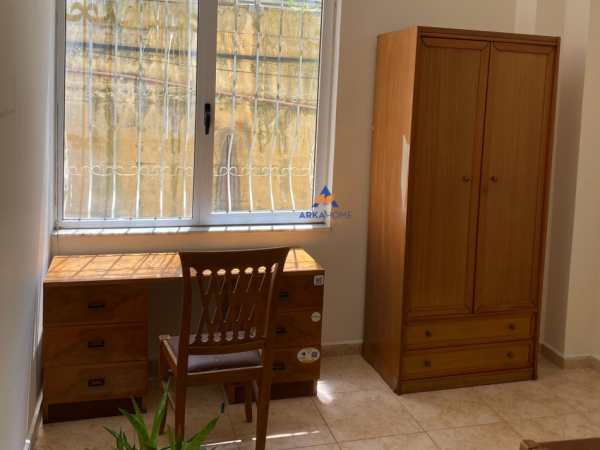 Tirane, jepet me qera apartament 2+1+Ballkon Kati 1, 100 m² 510 € (TE KODRA E DIELLIT)