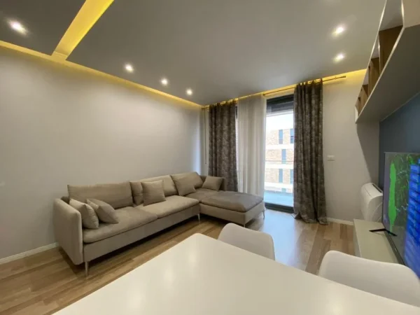 Tirane, shitet apartament 2+1+Ballkon Kati 8, 96 m² 255.000 € (Fiori Di Bosko)