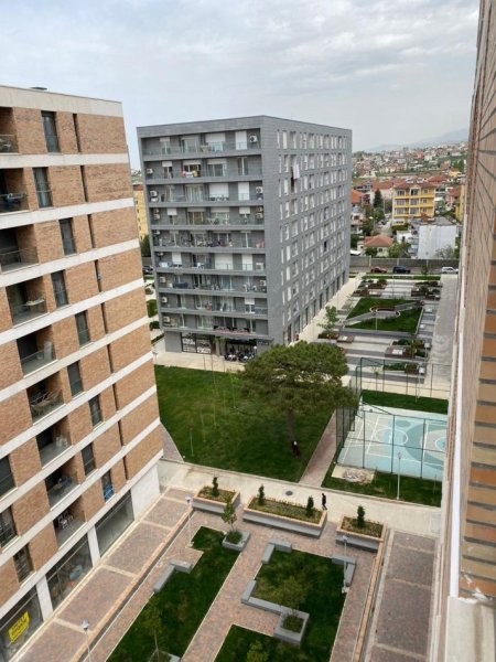 Tirane, shitet apartament 2+1+Ballkon Kati 8, 96 m² 255.000 € (Fiori Di Bosko)