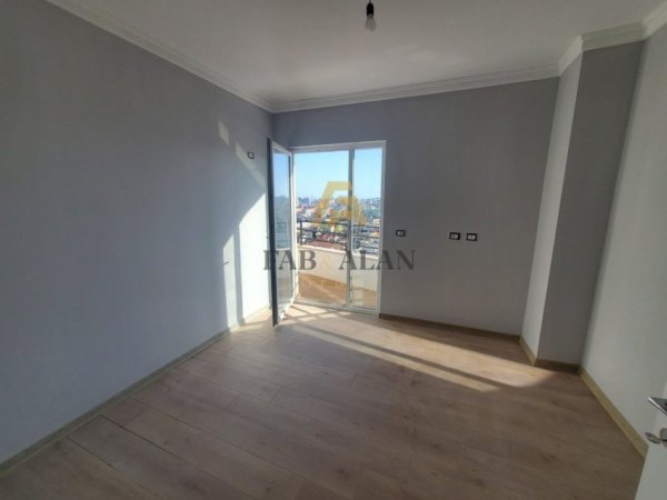 Durres, shitet apartament 2+1 Kati 10, 90.000 € (Spitalle)