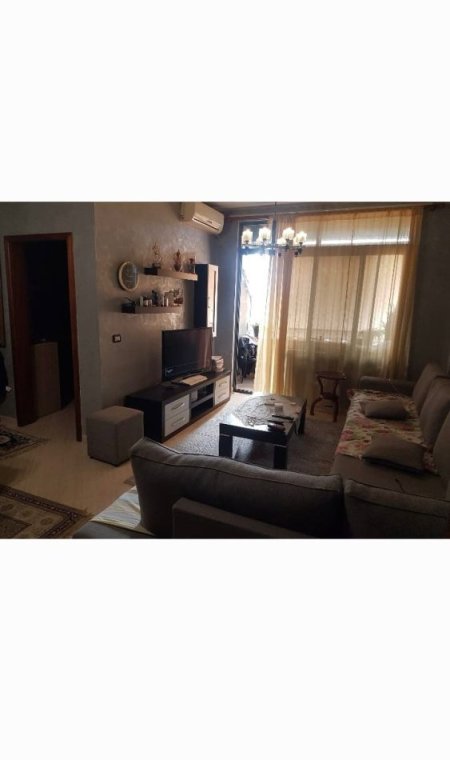 Tirane, jepet me qera apartament 1+1+Ballkon Kati 2, 60 m² 450 € (21 DHJETORI)