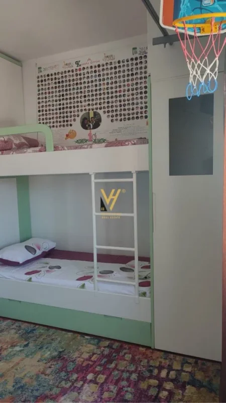 Tirane, jepet me qera apartament 2+1+Ballkon Kati 3, 75 m² 600 € (RRUGA “ZENEL BASTARI)