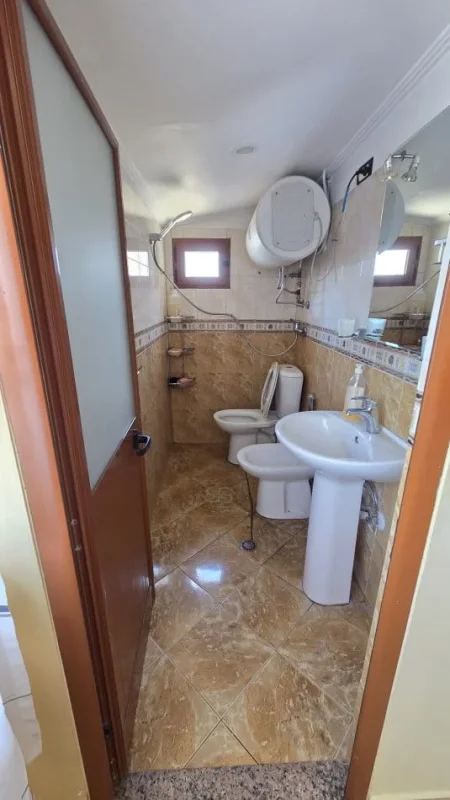 Tirane, jepet me qera apartament 2+1 Kati 6, 85 m² 450 € (rruga elbasanit)