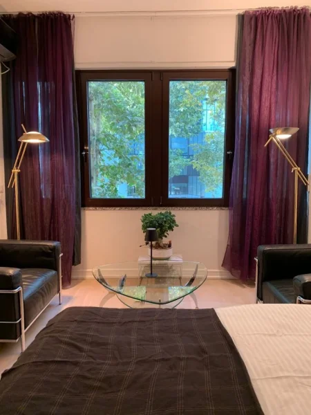 Tirane, jepet me qera zyre Kati 1, 70 m² 1.500 € (QENDER)