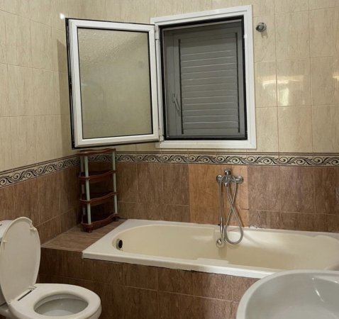 Tirane, jepet me qera apartament 1+1 , Jordan Misja , 350 € ,  0 Komision