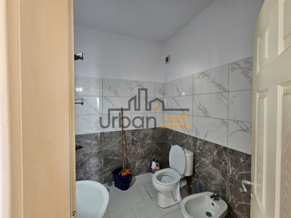 Tirane, jepet me qera apartament 2+1+Ballkon Kati 3, 110 m² 400 € (Astir)