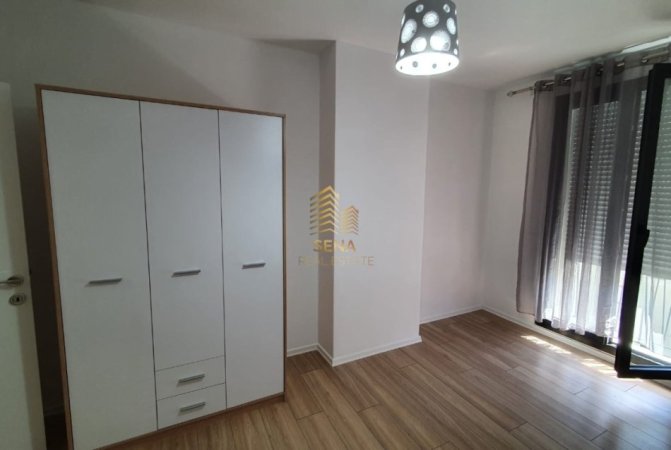 Tirane, shitet apartament 2+1+Ballkon Kati 7, 106 m² 210.000 € (Rruga Kongresi i Manastirit)