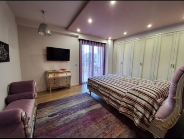 Tirane, shitet Vile 5+1 Kati 4, 546 m² 1.150.000 € (Rr.&quot;Akacia Tirane&quot;)