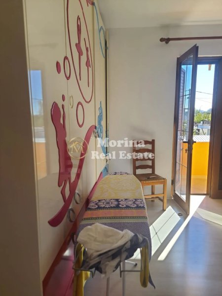 Tirane, jepet me qera shtepi 2+1 Kati 2, 100 m² 400 € (Institut)