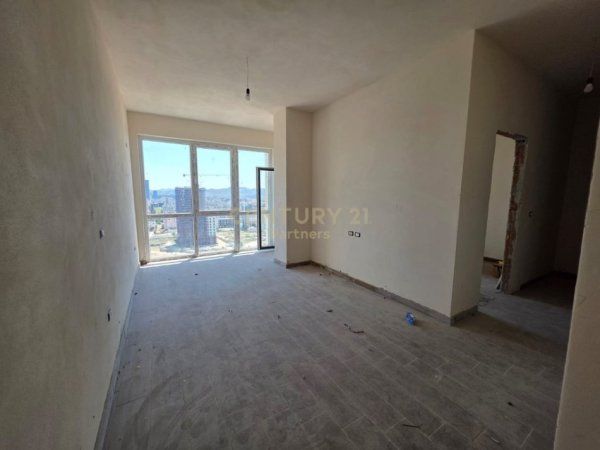 Tirane, shes apartament 1+1 Kati 13, 78 m² 226.000 € (BULEVARDI I RI)