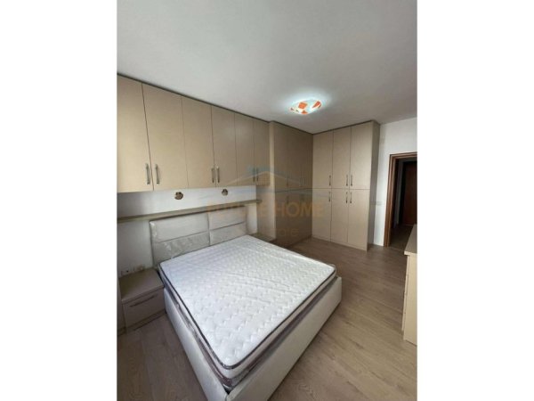 Tirane, jepet me qera apartament 2+1 Kati 2, 91 m² 480 € 