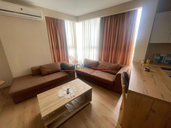 Tirane, jepet me qera apartament 2+1+Ballkon Kati 5, 80 m² 450 € (Astir)