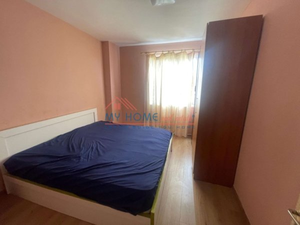Tirane, jepet me qera apartament 2+1+Ballkon Kati 5, 80 m² 450 € (Astir)