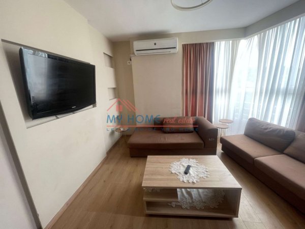 Tirane, jepet me qera apartament 2+1+Ballkon Kati 5, 80 m² 450 € (Astir)