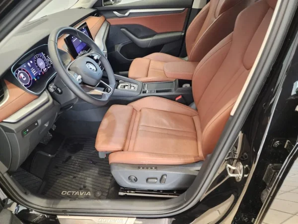 Tirane, jap me qera makine SKODA Nafte, e zeze automatik Kondicioner 10 km 80 €