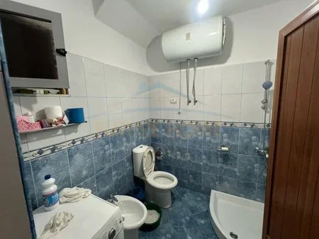 Tirane, shitet shtepi , 20.000.000 € 