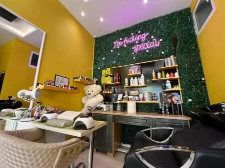 Tirane, shitet ambjent biznesi Kati 0, 600.000 € 