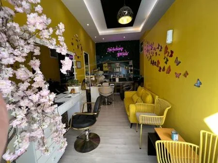 Tirane, shitet ambjent biznesi Kati 0, 600.000 € 