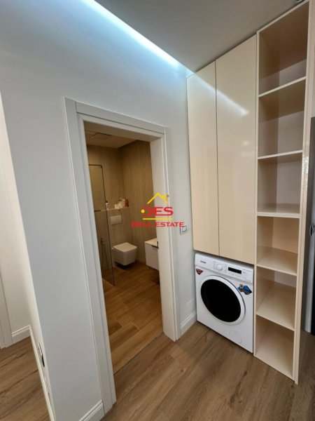 Vlore, jepet me qera apartament 1+1+Ballkon Kati 3, 70 m² 400 € (Rruga Murat Tërbaçi)