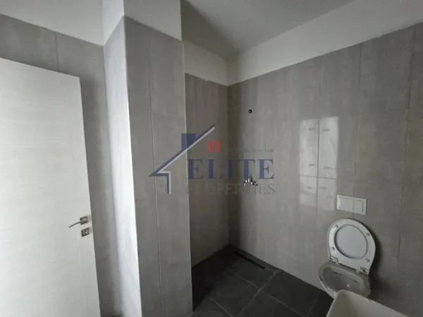 Tirane, shitet apartament 2+1+Ballkon Kati 3, 108 m² 141.180 € 