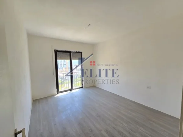 Tirane, shitet apartament 2+1+Ballkon Kati 3, 108 m² 141.180 € 