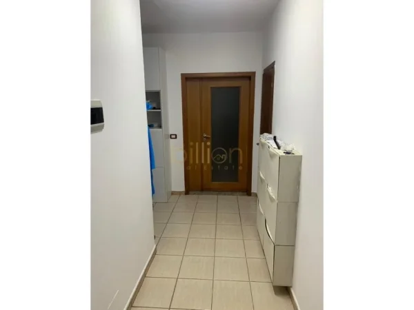 Tirane, shitet , 125 m² 335.000 € (Lion Park,Rr.Elbasanit.)
