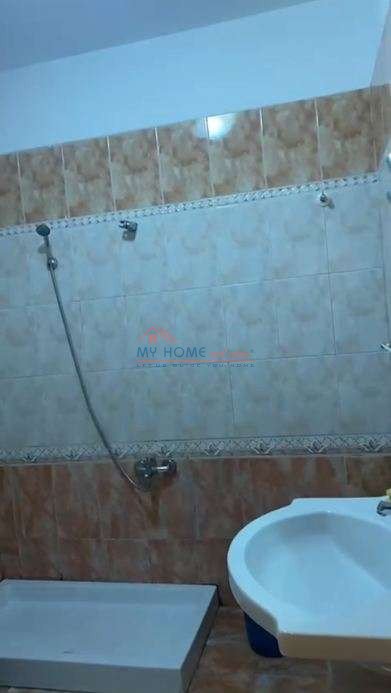 Tirane, jepet me qera apartament 2+1+Ballkon Kati 5, 90 m² 550 € (Mine Peza)