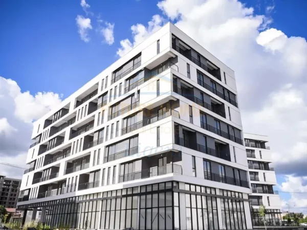 Tirane, shitet apartament 2+1+Ballkon Kati 2, 117 m² 130.000 € 