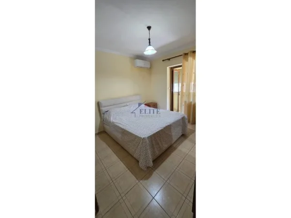 Tirane, shitet apartament 2+1+Ballkon Kati 1, 98 m² 195.000 € 