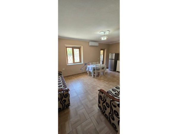 Tirane, shitet apartament 2+1+Ballkon Kati 1, 98 m² 195.000 € 