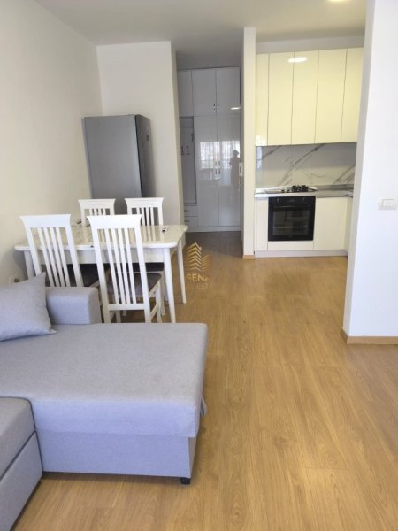 Tirane, jepet me qera apartament 2+1+Ballkon , 85 m² 750 € (Rruga Don Bosko)