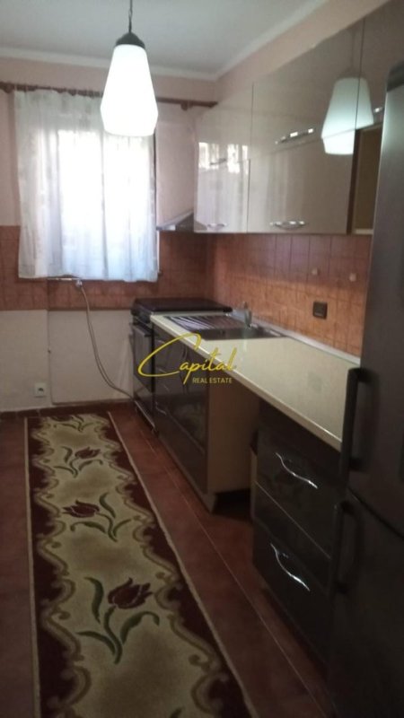 Tirane, jepet me qera apartament 1+1 Kati 1, 63 m² 450 € (ISH PARKU)