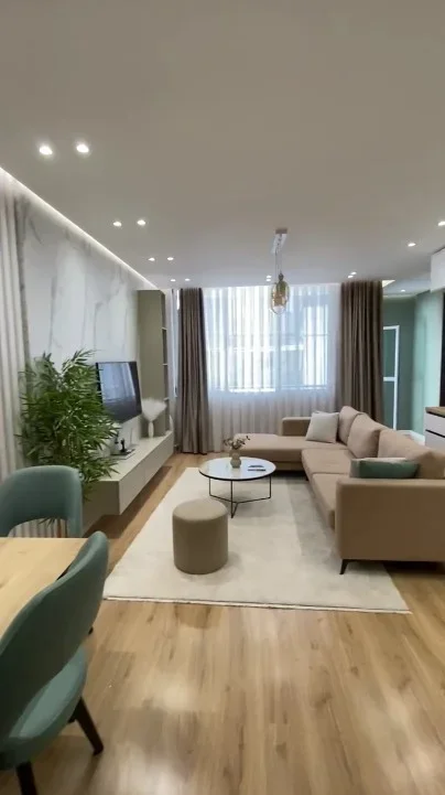 Tirane, shitet apartament 2+1 , 112 m² 224.000 € (kopshti botanik)