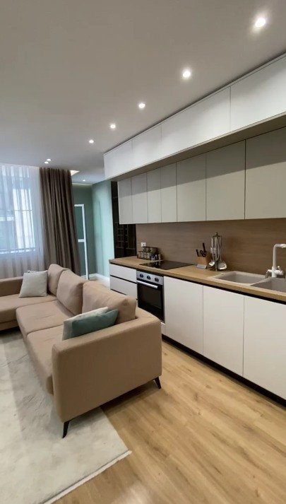 Tirane, shitet apartament 2+1 , 112 m² 224.000 € (kopshti botanik)