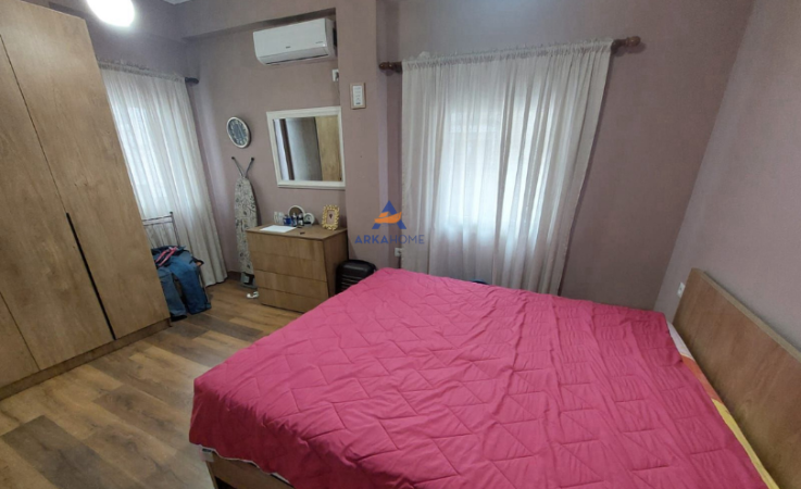 Shqiperi, jap me qera shtepi 3 Katshe Kati 3, 210 m² 1.200 € (TE SHKOLLA BALETIT,QENDER)