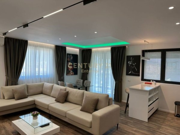 Tirane, shes apartament 2+1 Kati 9, 142 m² 327.000 € (Astir)