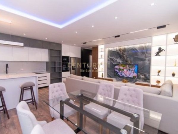 Tirane, shes apartament 2+1 Kati 9, 142 m² 327.000 € (Astir)