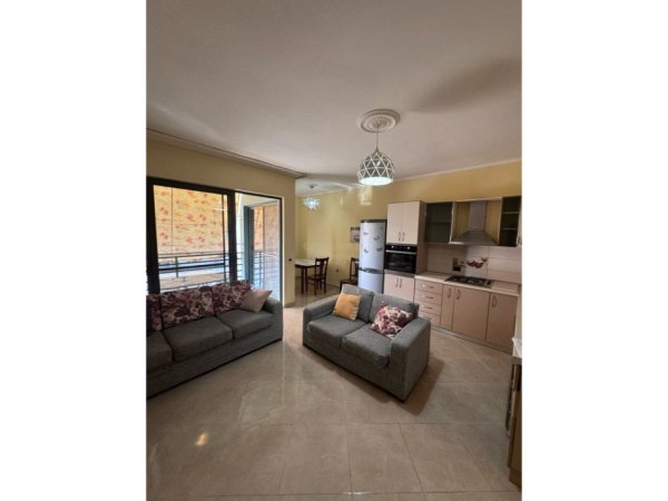 Tirane, shes apartament 2+1 Kati 8, 95 m² 125.000 € (Astir)