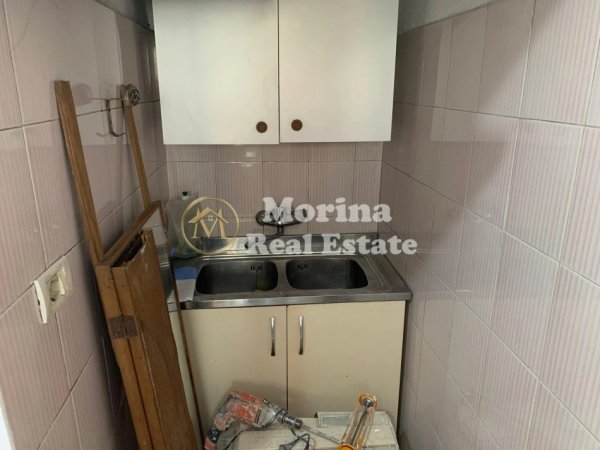 Tirane, jepet me qera apartament 1+1 Kati 1, 60 m² 300 € (Haxhi Hysen Dalliu)