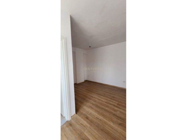 Tirane, shes apartament 2+1 Kati 9, 102 m² 150.000 € (Astir)
