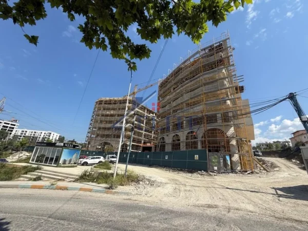 Tirane, shitet apartament 2+1+Ballkon Kati 8, 104 m² 120.290 € 