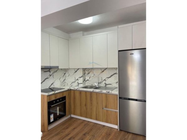 Tirane, jepet me qera apartament 1+1 Kati 2, 91 m² 650 € (Rezidenca Kodra e Diellit 2)