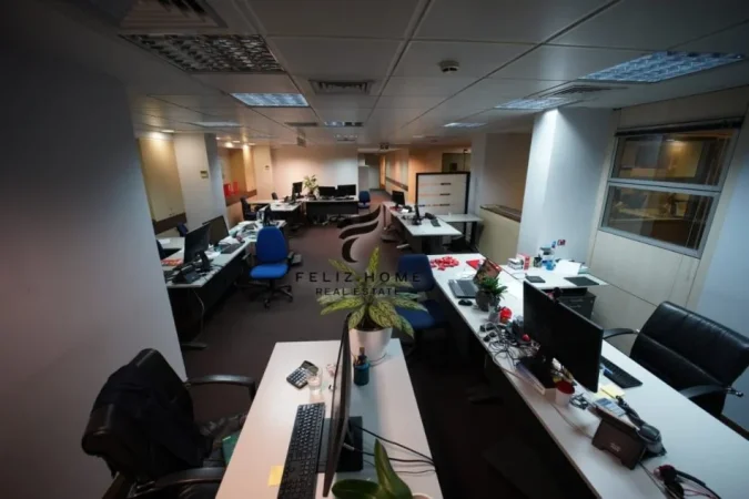 Tirane, jepet me qera ambjent biznesi Kati 0, 289 m² 7.500 € (RRUGA E KAVJES)