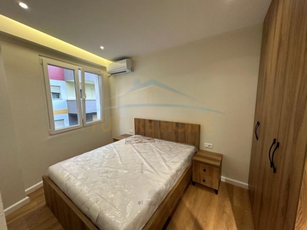 Tirane, jepet me qera apartament 1+1 Kati 2, 47 m² 550 € (Lake Land Residence)