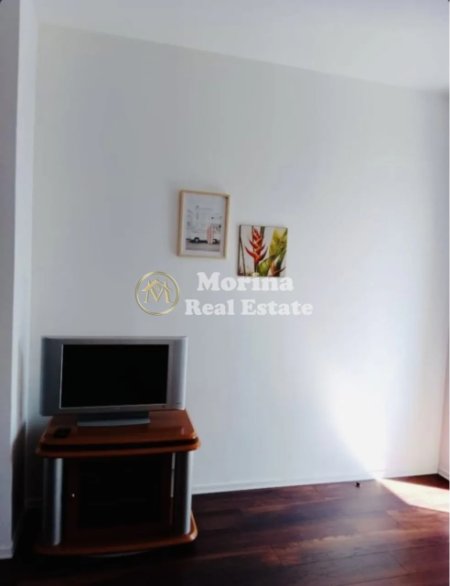 Tirane, jepet me qera apartament 1+1 Kati 7, 70 m² 480 € (Kongresi i Manastirit)